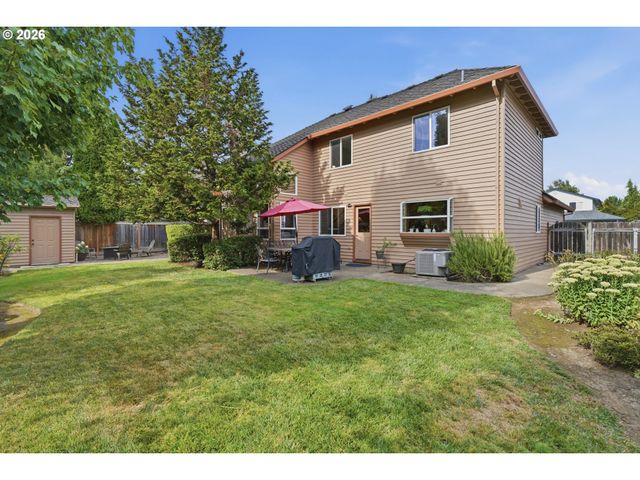 2383 Ne JAMIE Dr, Hillsboro, OR 97124