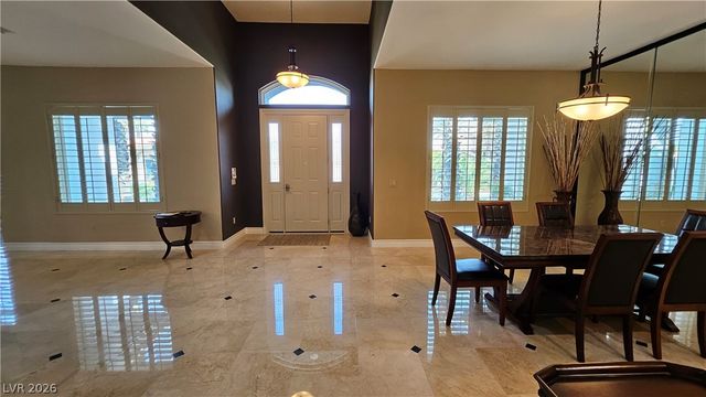 2101 Grand Island Court, Las Vegas, NV 89117