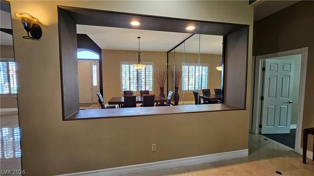 2101 Grand Island Court, Las Vegas, NV 89117