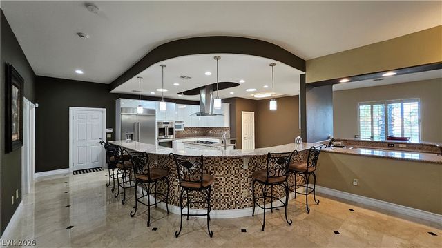 2101 Grand Island Court, Las Vegas, NV 89117