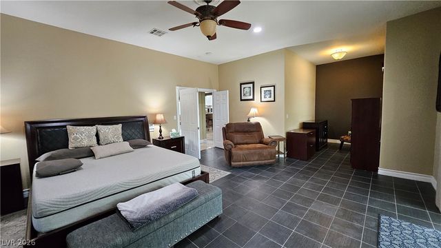 2101 Grand Island Court, Las Vegas, NV 89117