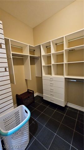 2101 Grand Island Court, Las Vegas, NV 89117