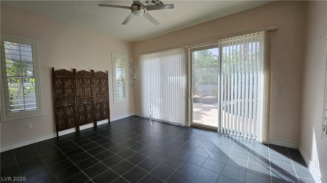 2101 Grand Island Court, Las Vegas, NV 89117