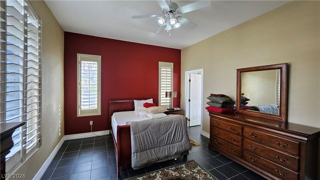 2101 Grand Island Court, Las Vegas, NV 89117