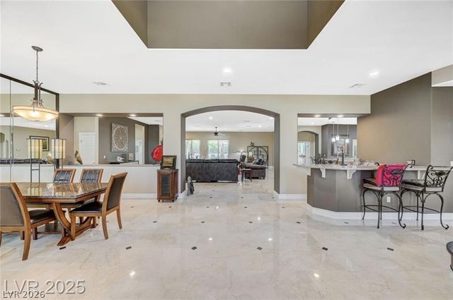 2101 Grand Island Court, Las Vegas, NV 89117