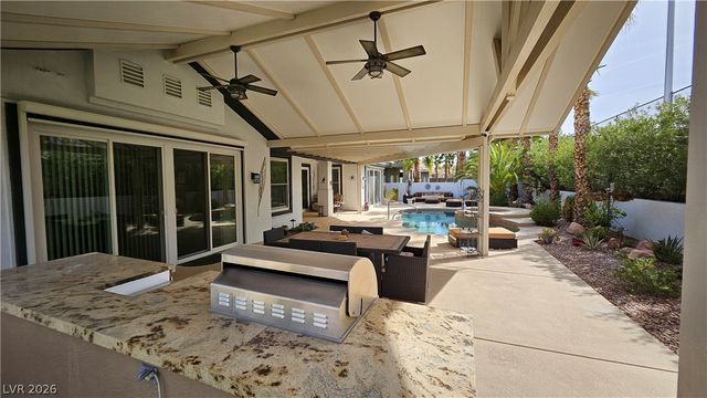 2101 Grand Island Court, Las Vegas, NV 89117