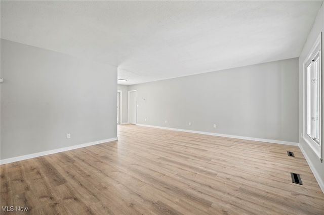 6194 Eldridge Boulevard, Bedford Heights, OH 44146