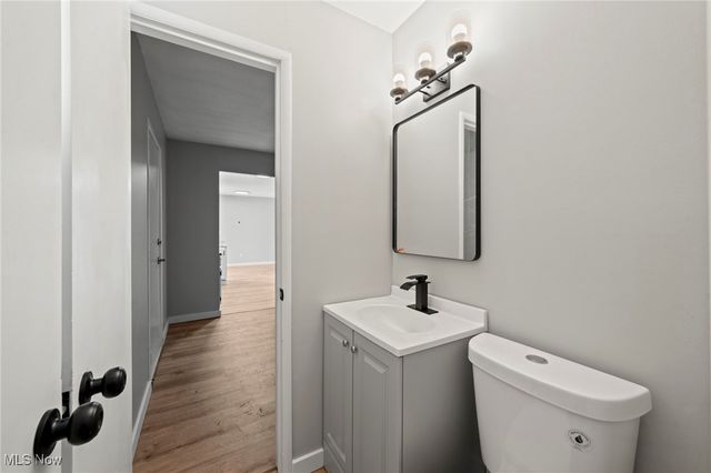 6194 Eldridge Boulevard, Bedford Heights, OH 44146