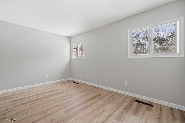 6194 Eldridge Boulevard, Bedford Heights, OH 44146