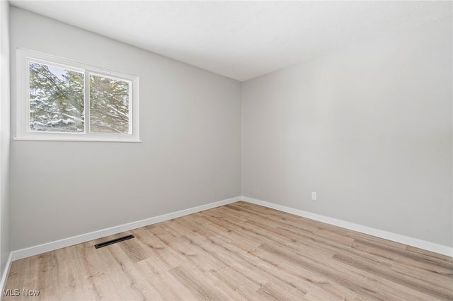 6194 Eldridge Boulevard, Bedford Heights, OH 44146