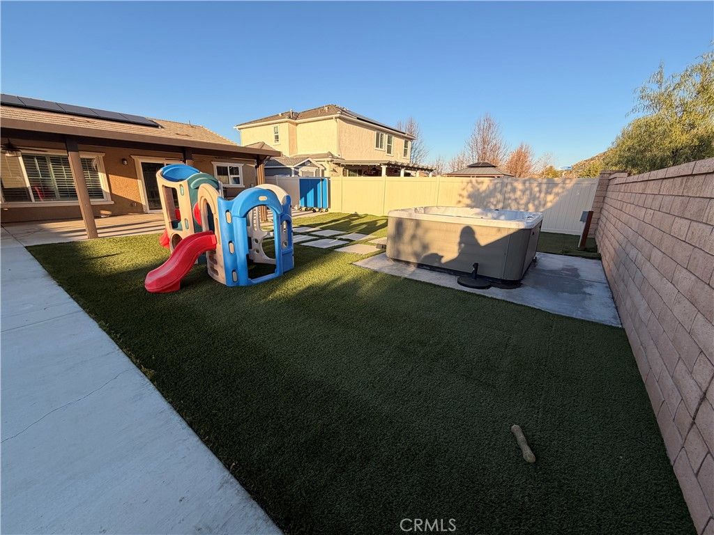 Image 16 of property listing at 28481 Pear Blossom, Moreno Valley, CA 92555