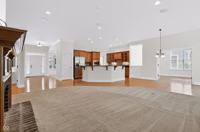 4534 Summersong Road, Zionsville, IN 46077