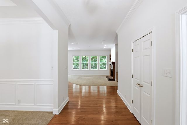 4534 Summersong Road, Zionsville, IN 46077