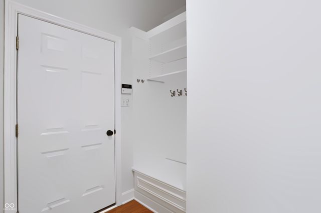 4534 Summersong Road, Zionsville, IN 46077