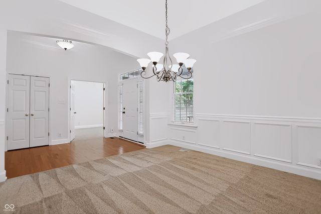 4534 Summersong Road, Zionsville, IN 46077