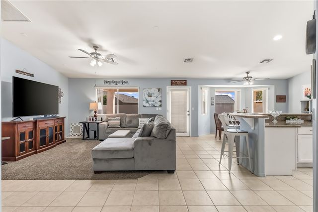 1966 E Pyramid Lake Place, Fort Mohave, AZ 86426