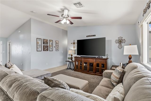 1966 E Pyramid Lake Place, Fort Mohave, AZ 86426