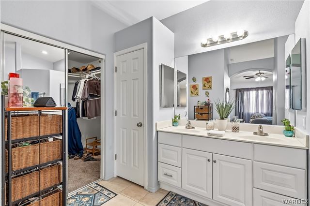 1966 E Pyramid Lake Place, Fort Mohave, AZ 86426