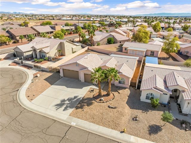 1966 E Pyramid Lake Place, Fort Mohave, AZ 86426