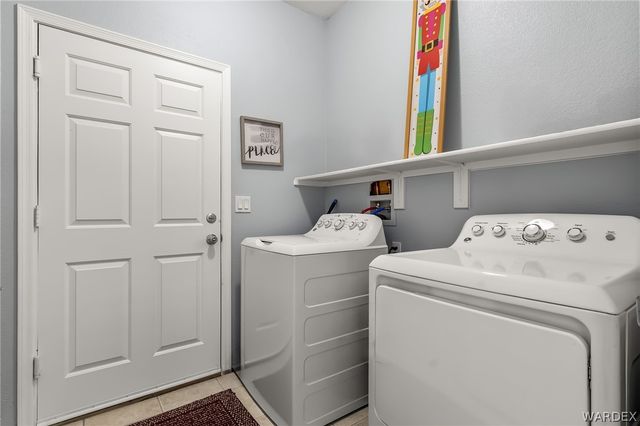 1966 E Pyramid Lake Place, Fort Mohave, AZ 86426