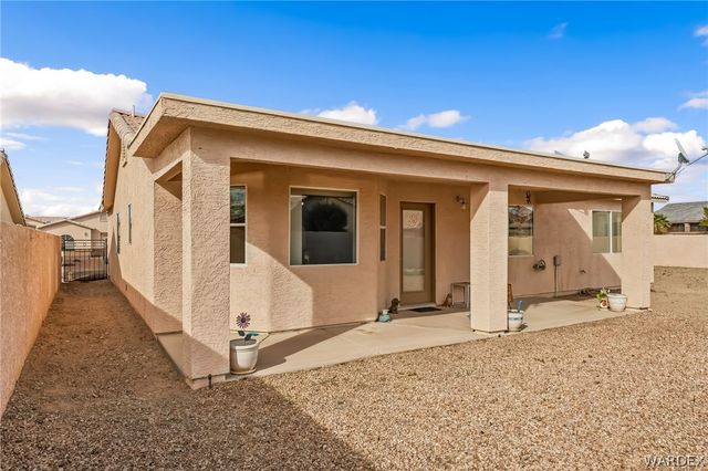 1966 E Pyramid Lake Place, Fort Mohave, AZ 86426