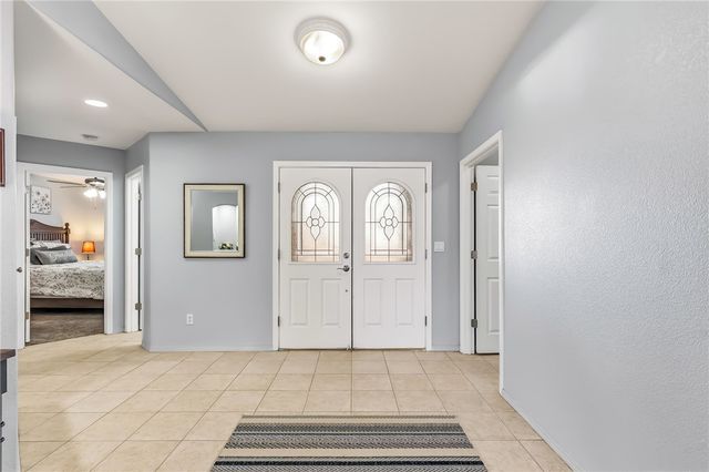 1966 E Pyramid Lake Place, Fort Mohave, AZ 86426