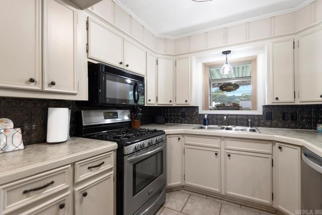 703 N Briarwood, Sheridan, AR 72150