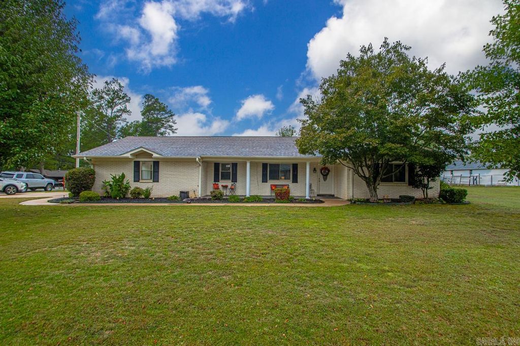 703 N Briarwood, Sheridan, AR 72150