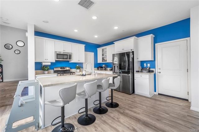 1633 Topeka, Upland, CA 91784