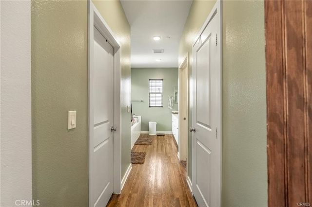 1633 Topeka, Upland, CA 91784