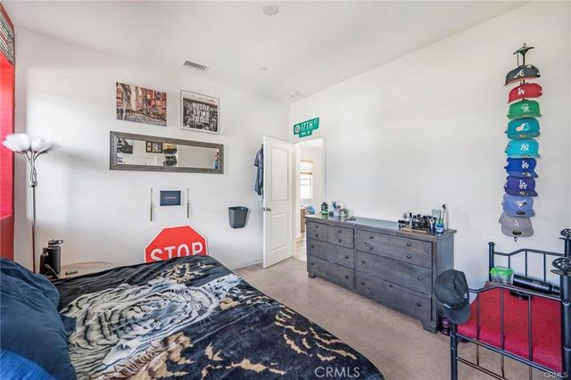 1633 Topeka, Upland, CA 91784