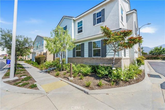 1633 Topeka, Upland, CA 91784