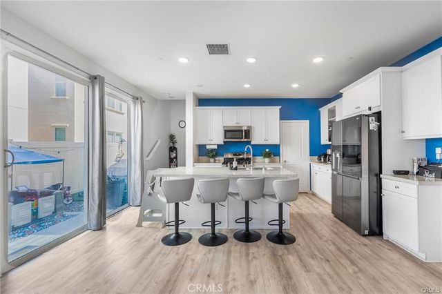 1633 Topeka, Upland, CA 91784