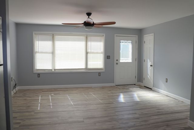 397 W Us Hwy 30, Valparaiso, IN 46385