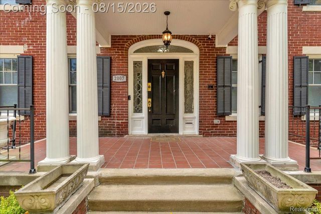 2007 W Boston Boulevard, Detroit, MI 48206