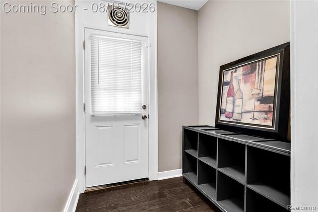 2007 W Boston Boulevard, Detroit, MI 48206