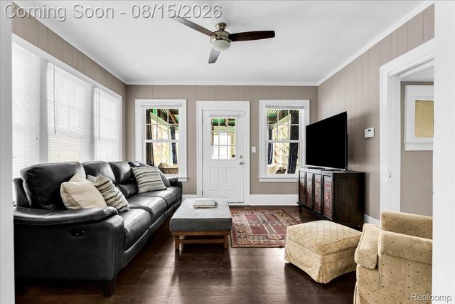 2007 W Boston Boulevard, Detroit, MI 48206
