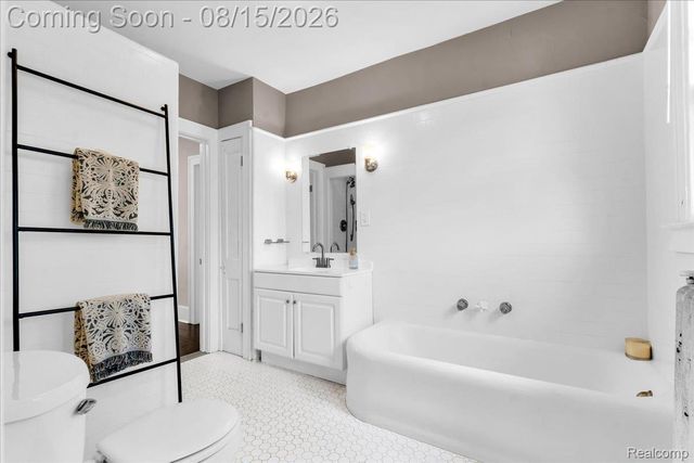 2007 W Boston Boulevard, Detroit, MI 48206