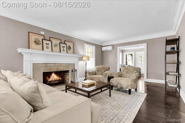 2007 W Boston Boulevard, Detroit, MI 48206