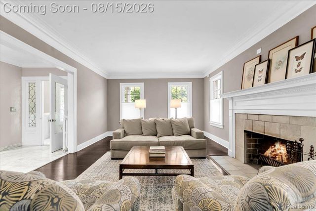 2007 W Boston Boulevard, Detroit, MI 48206