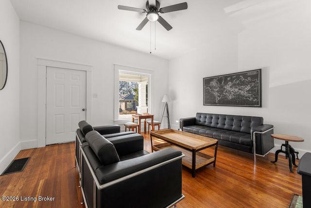 1949 Payne St, Louisville, KY 40206