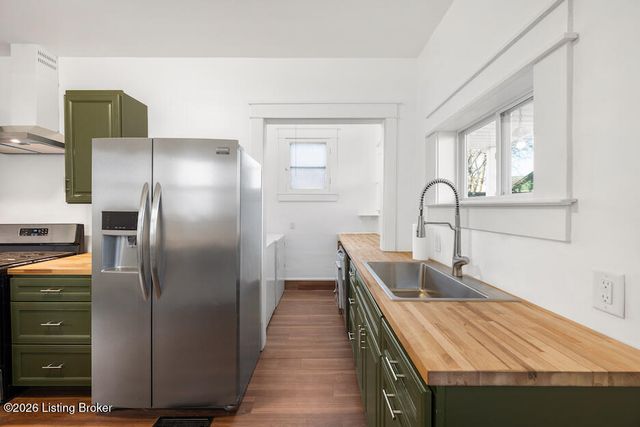 1949 Payne St, Louisville, KY 40206