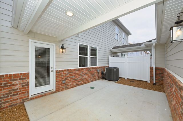 2900 Suzanne Landon Dr Unit E2, Murfreesboro, TN 37130