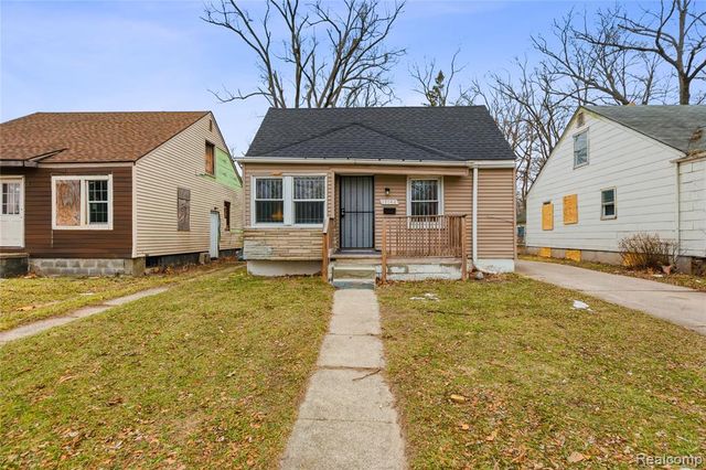 17142 Pembroke Avenue, Detroit, MI 48235
