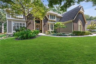 13829 Hemlock Street, Overland Park, KS 66223