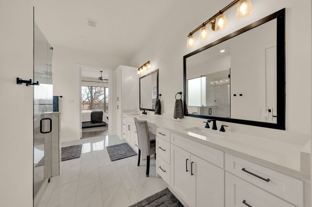 520 Bonnards Peak Road, Burleson, TX 76028