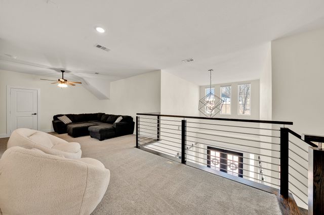 520 Bonnards Peak Road, Burleson, TX 76028