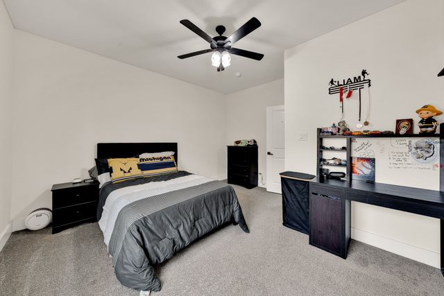 520 Bonnards Peak Road, Burleson, TX 76028