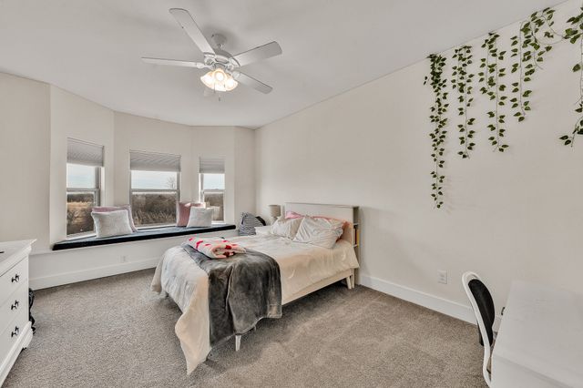 520 Bonnards Peak Road, Burleson, TX 76028