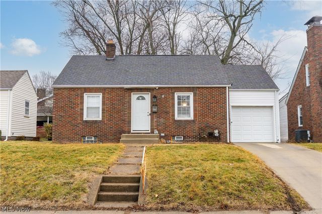 1716 Gibbs Avenue NE, Canton, OH 44705